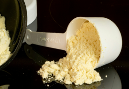 What Are the Differences Between Beef and Whey Protein?